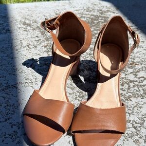 Chic Tan Women's Heels